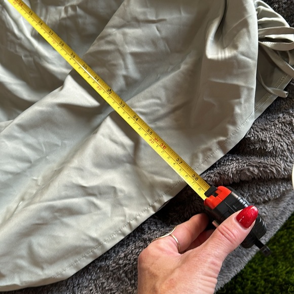 Cargo skirt with ruched sides…adjustable length and side pockets - Picture 5 of 5